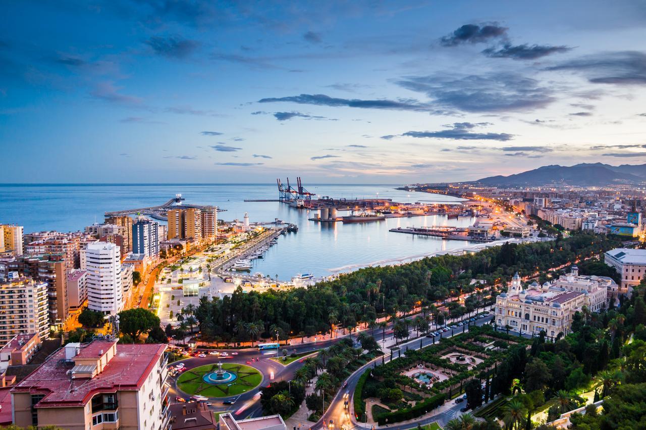 Amazing Apartments Malaga Center Exterior photo